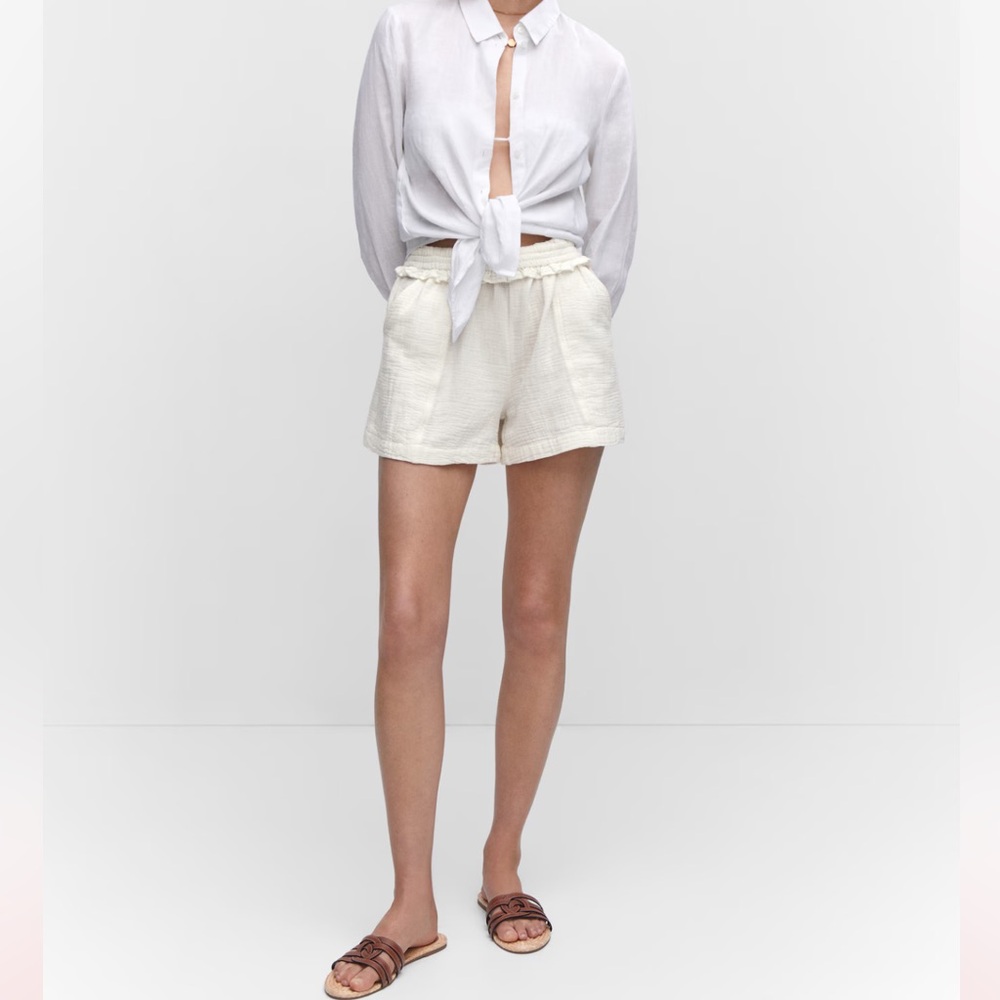 MANGO Paperbag textured shorts, Size M/6, Color off white